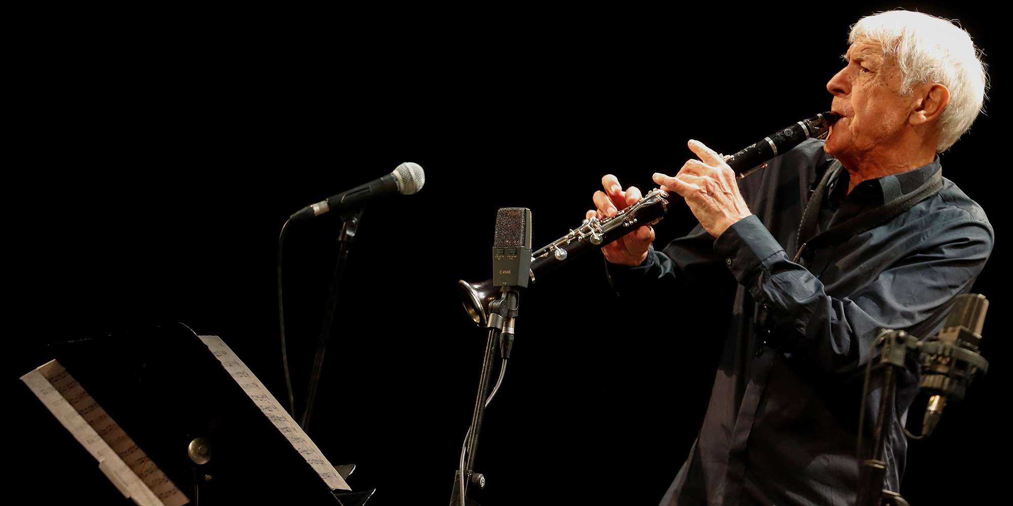 A 85 Ans Le Musicien Michel Portal Sort Deux Albums Je Me Sens D Une Espece Menacee