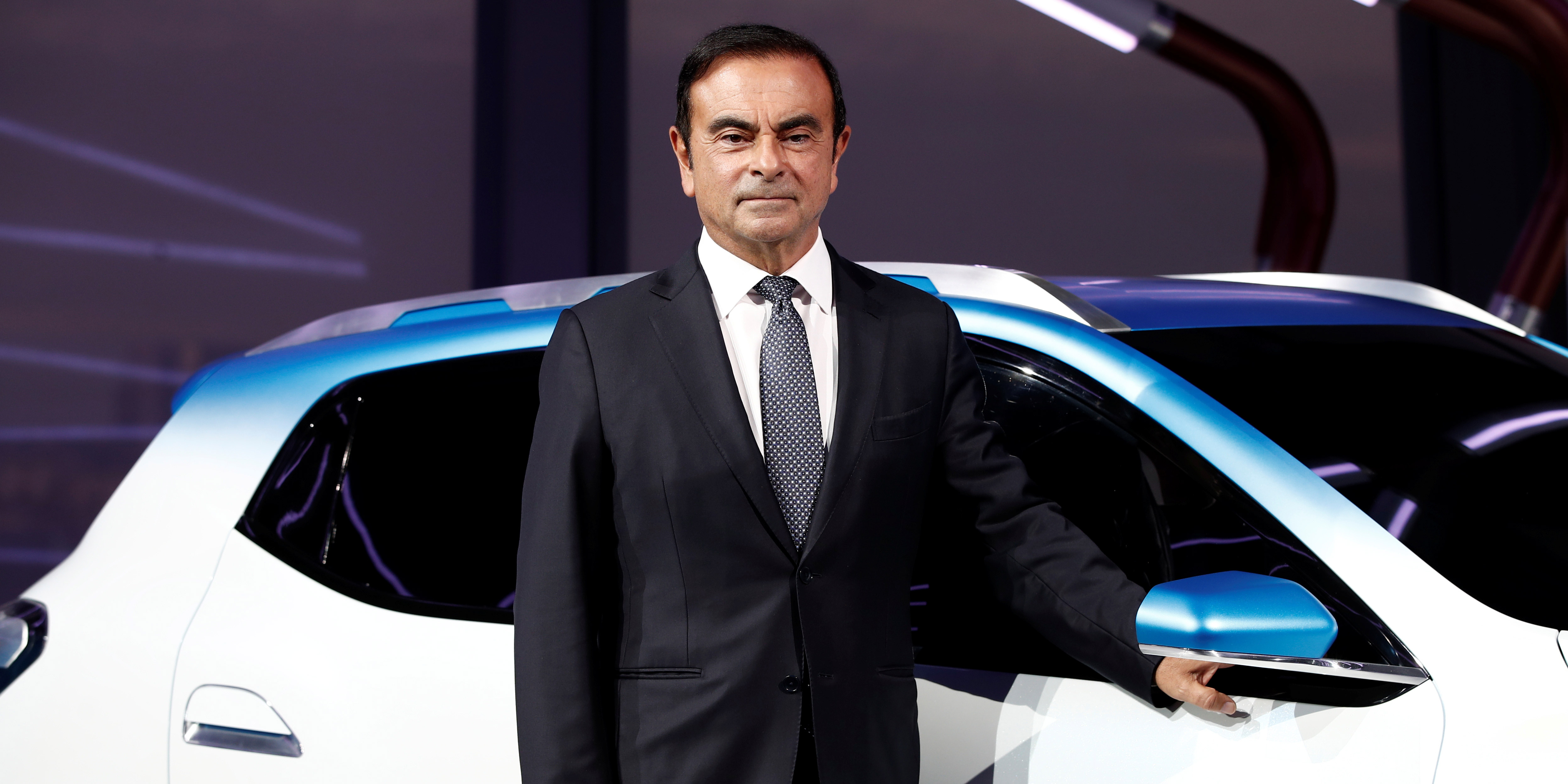 Carlos Ghosn le gouvernement lâche le PDG de Renault et demande la