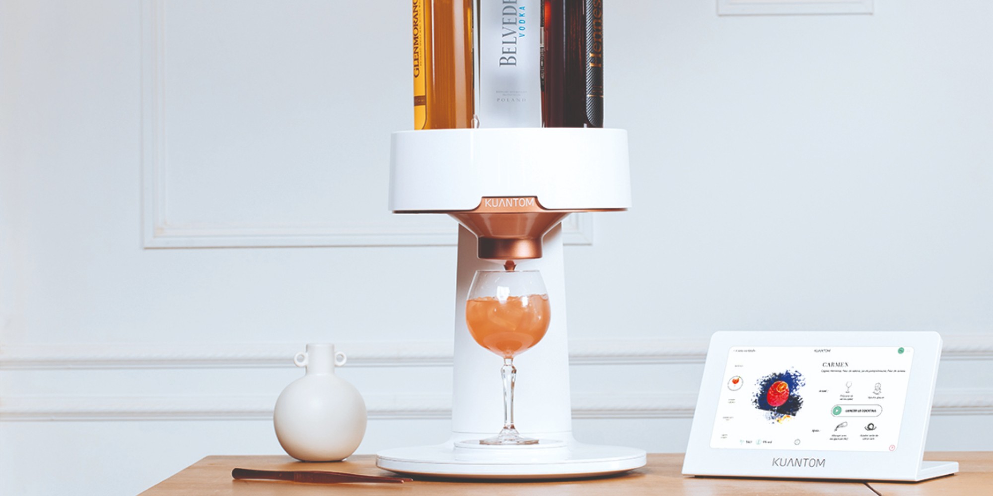 La start-up française Kuantom invente le « Nespresso du cocktail