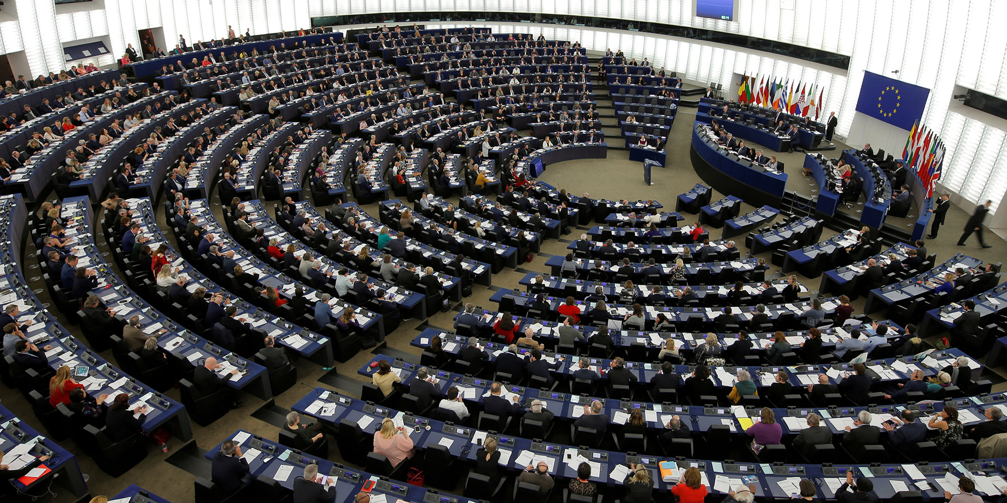 Dans Quelle Ville Le Parlement Européen Se Situe-t-il Au Parlement européen, la droite donnée en tête mais avec une majorité