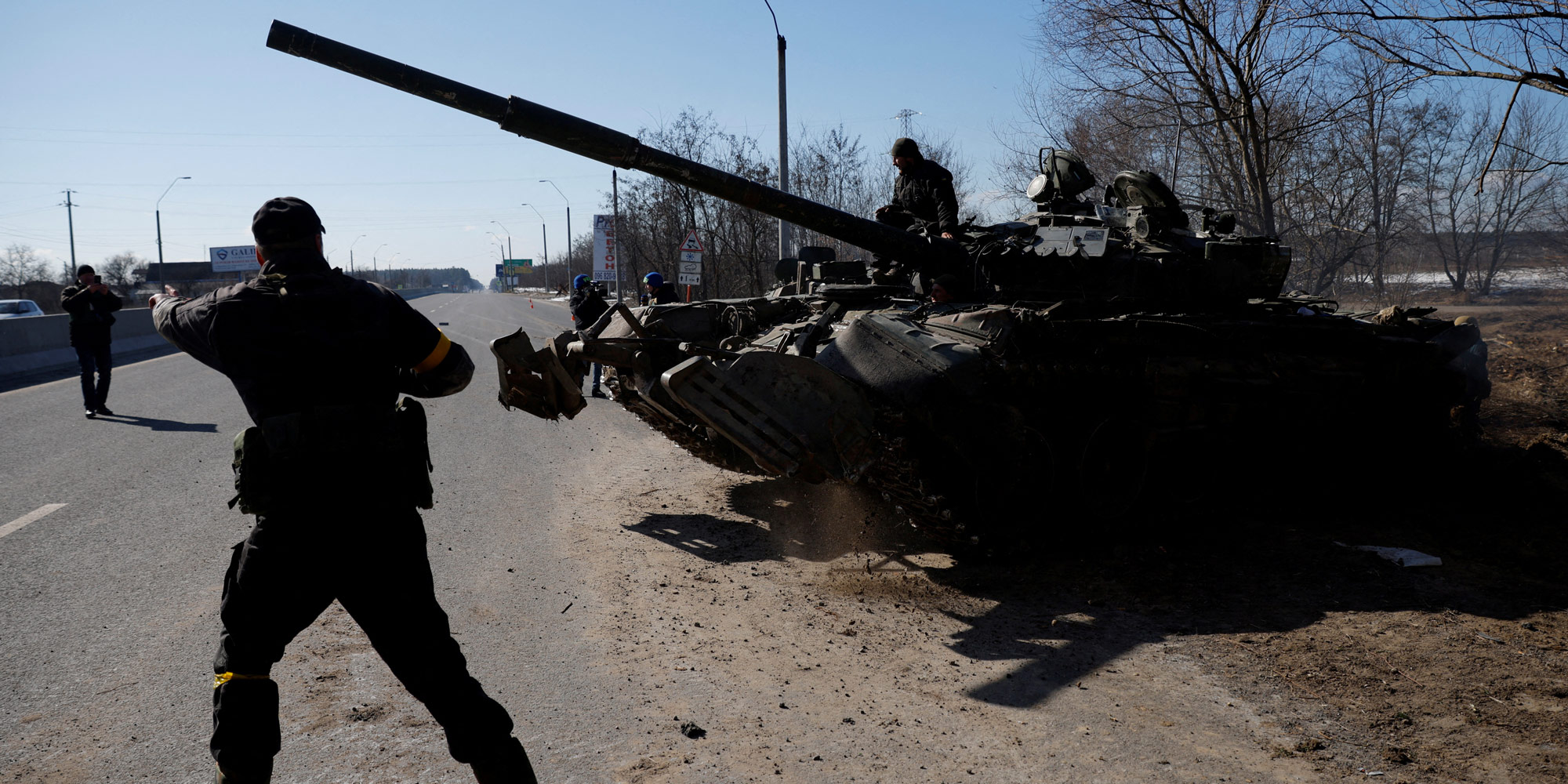 At a distance of 7 km from Kiev, the siege of the capital is being eased by regional security