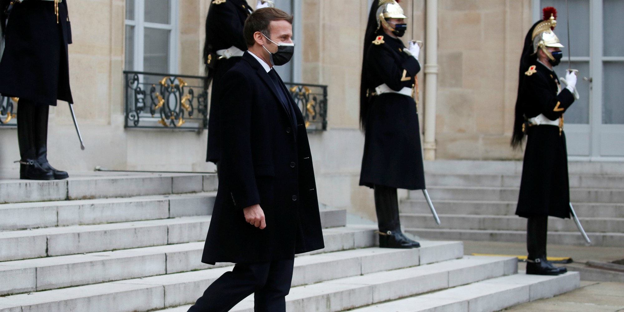 Macron positif au Covid-19 : et maintenant que va-t-il se ...