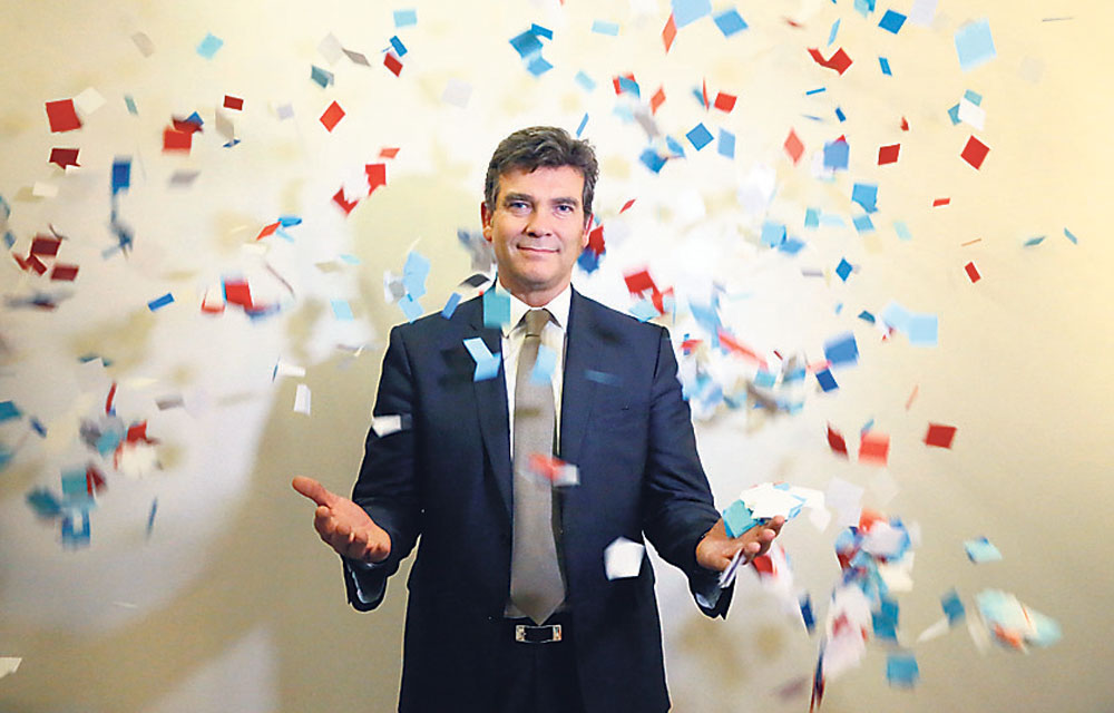 Montebourg : "Je suis un militant, un porte-drapeau"