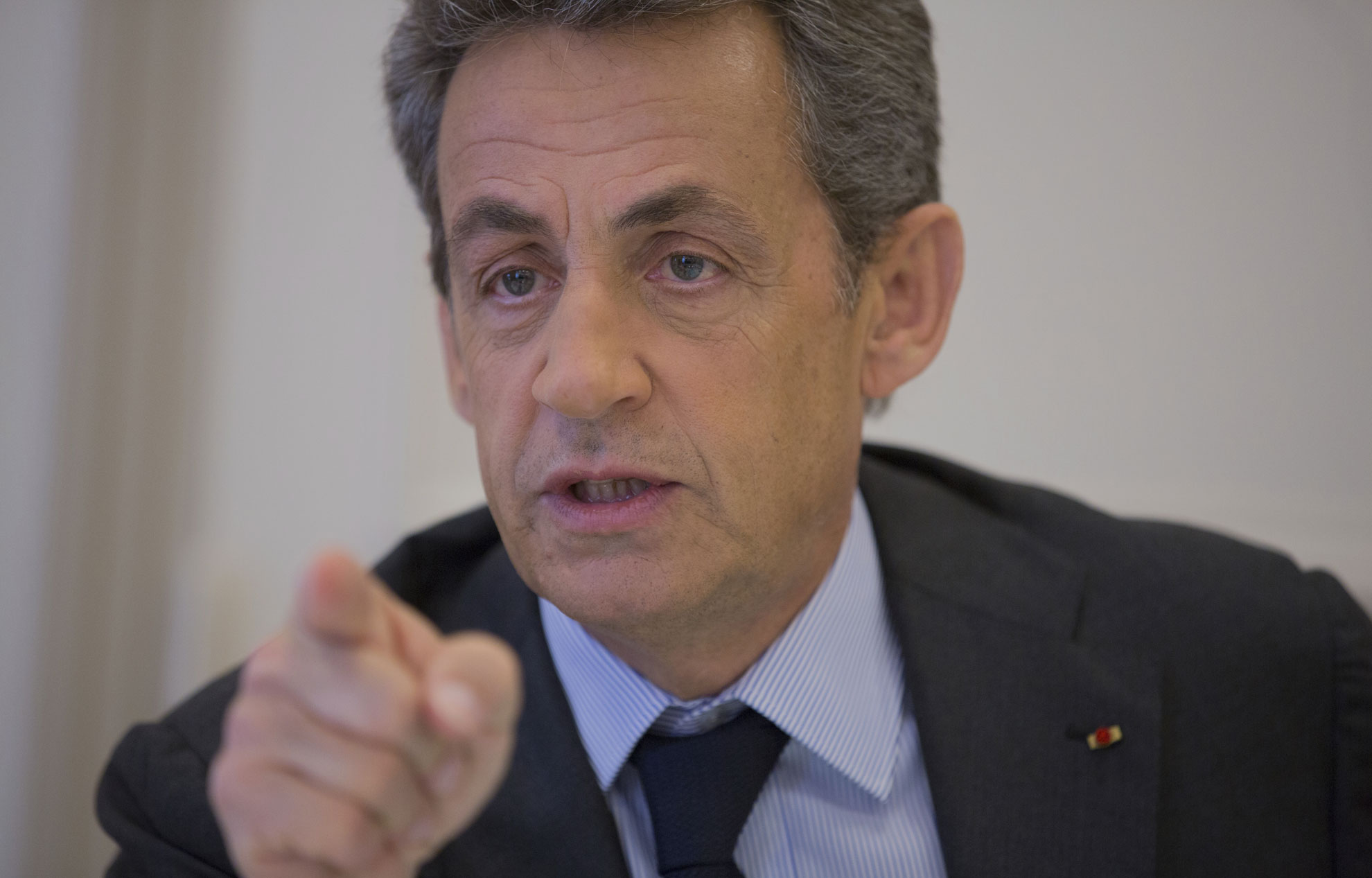 Bureau Parisien De Nicolas Sarkozy : Bettencourt nicolas sarkozy reste mis en examen