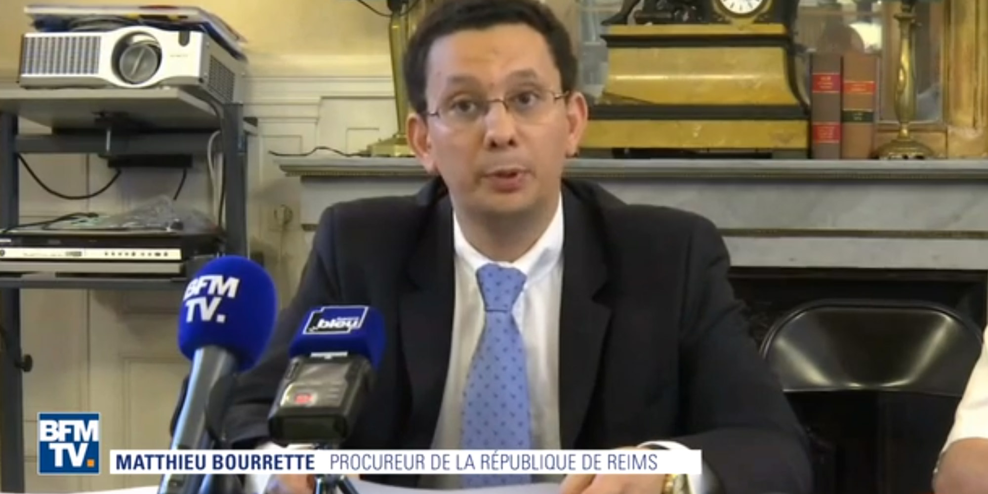 homme âgé de 26 ans datant de 17 ans sites de rencontres noires pour le Royaume-Uni gratuit